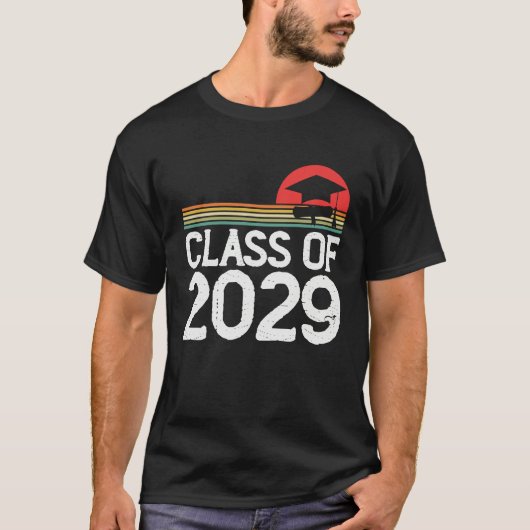 Kindergarten To Graduation Retro Class Of 2029 Gro Tシャツ (正面)