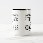 KIndnessと戦う ツートーンマグカップ (中央)