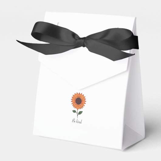 Kindness からはじまる Favor Box フェイバーボックス (正面サイド)