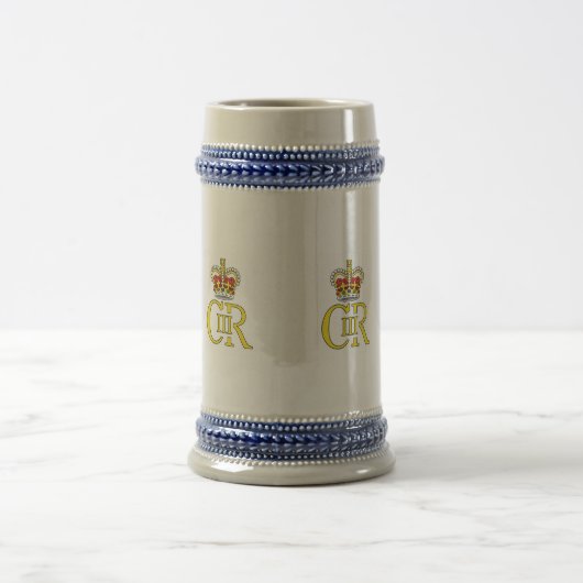 King Charles III cypher commemorative stein ビールジョッキ (中央)