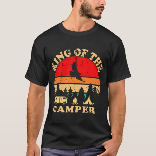 King of the Camper RV Camping Travel  Tシャツ (正面)