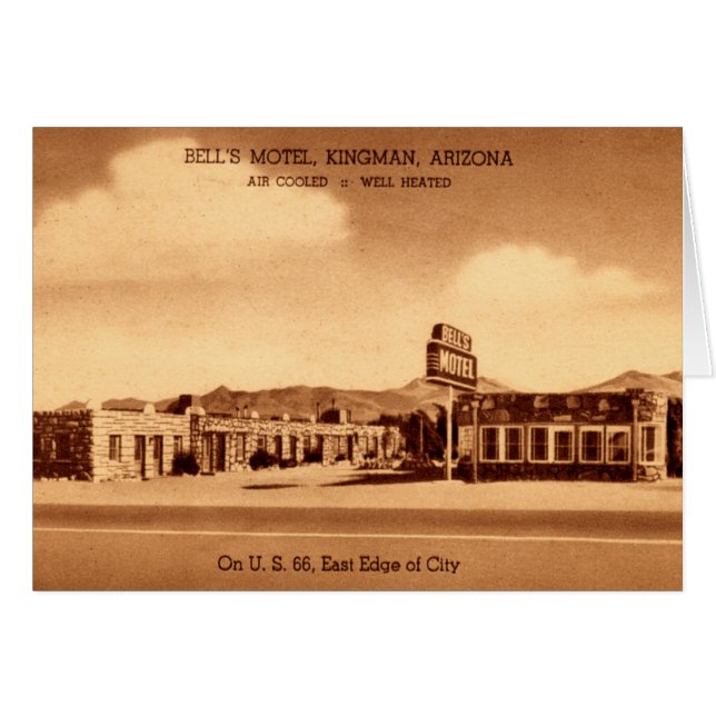 Kingmanアリゾナ鐘のモーテル (正面横)