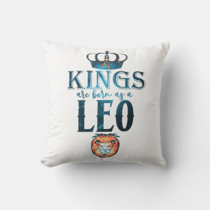 KINGSはLEO生まれの〔占星術の〕十二宮図の7月のサインとして威厳があるいる クッション
