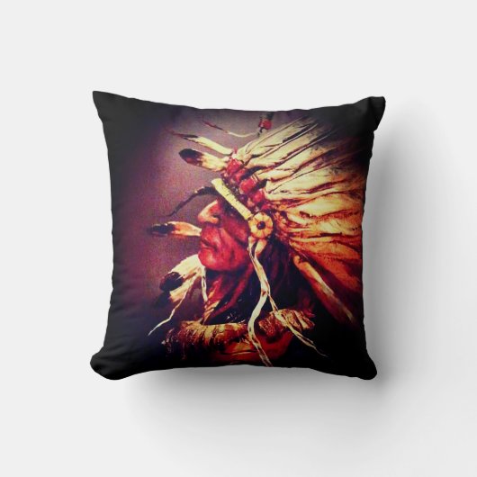 "Kiowa Chief" original art Throw Pillow クッション (正面)