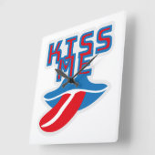 Kiss me / Besame Pixelat by Masanser スクエア壁時計 (傾斜)