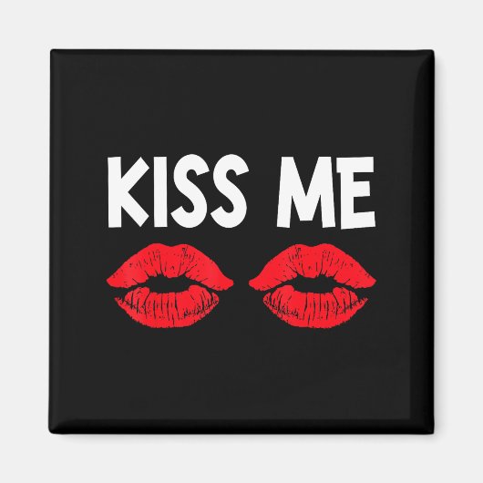 Kiss Me Funny Couples Tee Valentine's Day Couple M マグネット (正面)