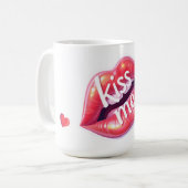 Kiss Me Glossy Red Lips Art Illustration コーヒーマグカップ (正面左)