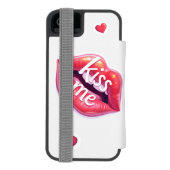 Kiss Me Glossy Red Lips Art Illustration Incipio iPhoneウォレットケース (フォリオ裏面)