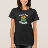 Kiss Me I'm Arrrish St Patrick's Day Pirate Tシャツ (正面)