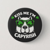 Kiss Me I'm Capyrish St. Patrick's Day Capybara 缶バッジ (正面)