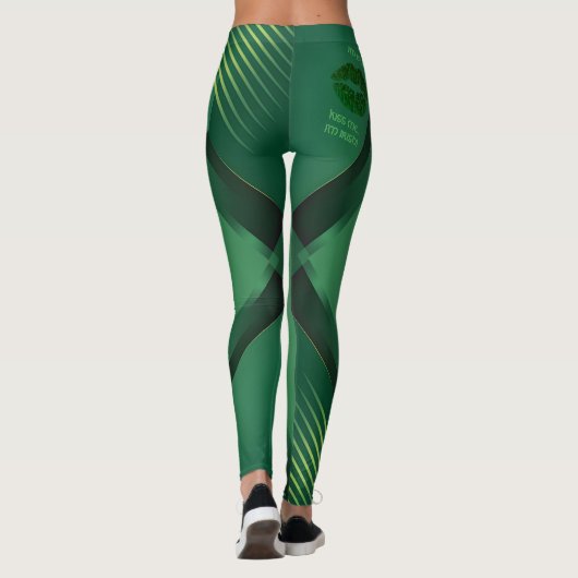 Kiss Me I'm Irish Green Geometric Activewear レギンス (裏面)