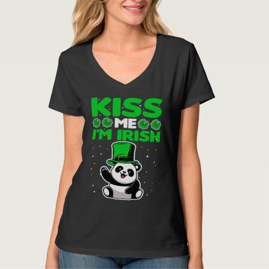 Kiss me I'm Irish Lucky Panda Leprechauns St Patri Tシャツ (正面)