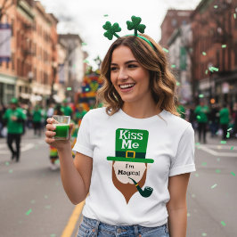 Kiss Me - I'm Magical St Patrick's Day Tシャツ
