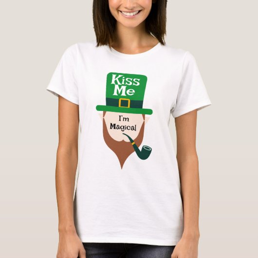 Kiss Me - I'm Magical St Patrick's Day  Tシャツ (正面)