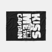 Kiss Me Im The Captain Sailing - Sailor St Patrick フリースブランケット (正面(横))