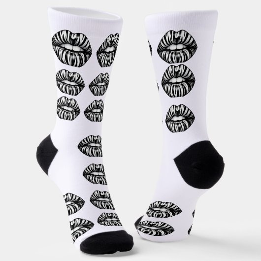 Kiss Pattern Crew Socks –  Lips Design for Women ソックス (傾斜あり)