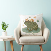 Kiss the Frog Throw Pillow  retro style cutie frog クッション (椅子)