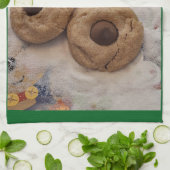 Kisses Cookie Hand Towel on Green キッチンタオル (折り畳み)