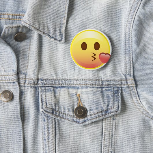 Kissyのハートの幸せなキスEmojiはボタンに直面します 缶バッジ (インサイチュ)