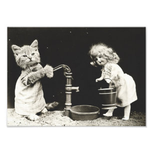 Kitten & Doll at Water Well フォトプリント