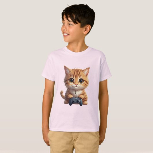 Kitten Holding Game Controller Gamer Cat Tシャツ (正面フル)