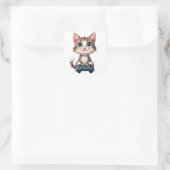 Kitten Holding Game Controller Smiling Gamer Cat スクエアシール (バッグ)