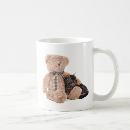 kitten in the arms of a teddy bear コーヒーマグカップ (右)