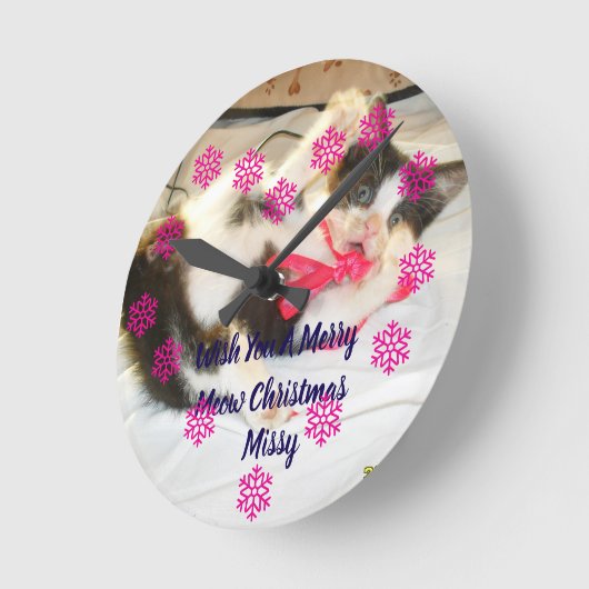 Kitten Photo Text Jingle Meows, Customize,  ラウンド壁時計 (傾斜)