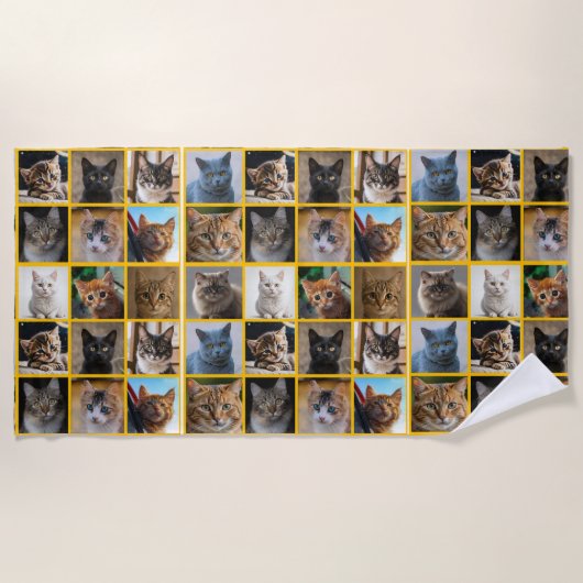 Kitties Everywhere ビーチタオル (正面)