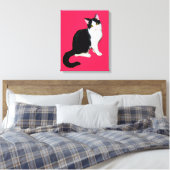 Kitty Cat、白黒オンホットピンク キャンバスプリント (インサイチュ (寝室))
