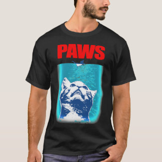 Kitty with large Jaws attacking a mouse PAWS Class Tシャツ