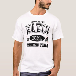 Kleinのドイツの飲むチームTシャツ Tシャツ