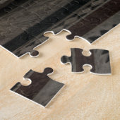 Kneelerが付いている古い木教会ベンチ ジグソーパズル (側面)