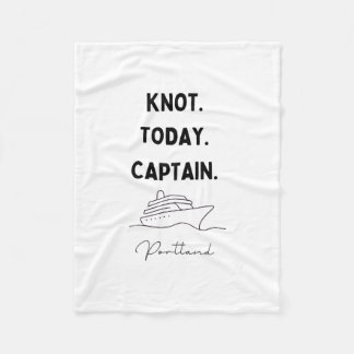 Knot Today Captain Cruise Outfit Portland Oregon  フリースブランケット
