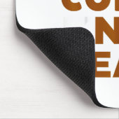 Know Coffee Know Peace Funny Caffeine Lover  マウスパッド (コーナー)