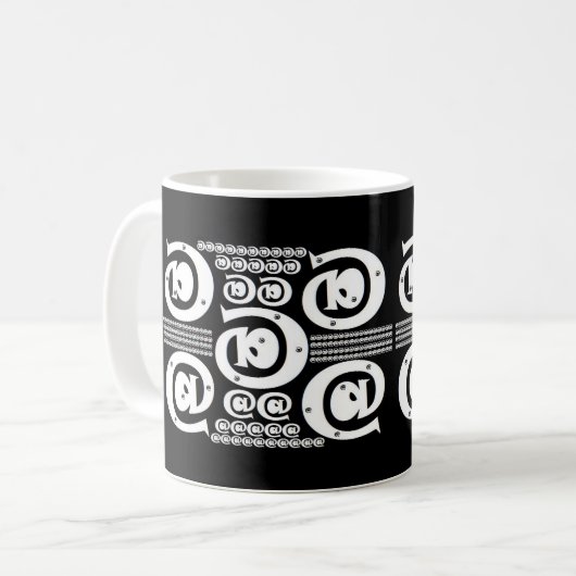 Know Where Ur At @t Sign Black & Whiteデザイン コーヒーマグカップ (正面左)