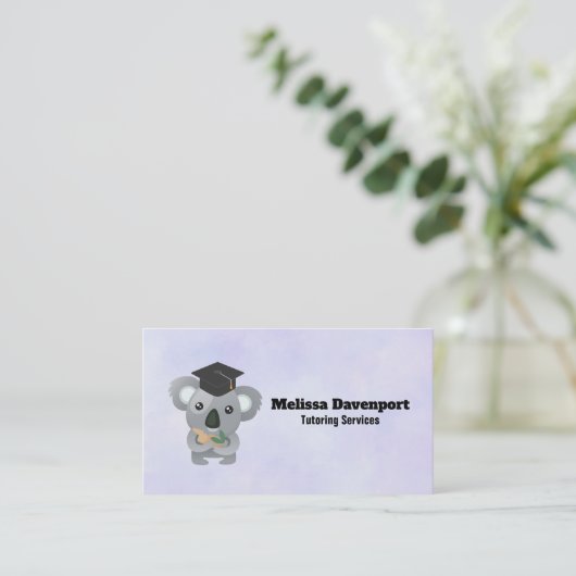 Koala Bear in Graduation Cap Tutor コーリングカード (スタンド正面)