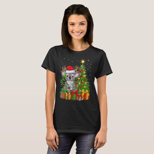 Koala Xmas Holiday Santa Koala Christmas Tree Tシャツ (正面フル)