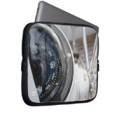 Kompas dat de richting geeft aan een avontuur. ラップトップスリーブ (正面右)