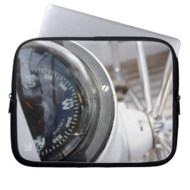 Kompas dat de richting geeft aan een avontuur. ラップトップスリーブ