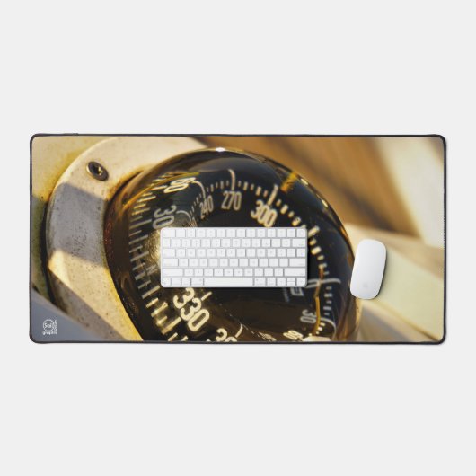 Kompas helpt navigeren en koer behouden. デスクマット (キーボード&マウス)