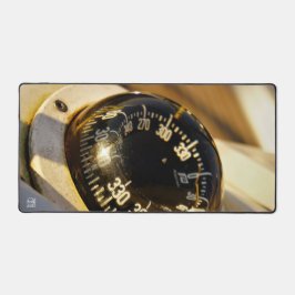 Kompas helpt navigeren en koer behouden. デスクマット