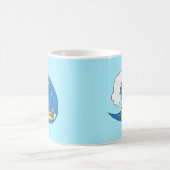 Kona Boy Surfs Big Wave Mug – Hawaiian Surfer Art コーヒーマグカップ (中央)
