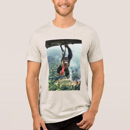 Kong '68: ジャングル巡回の責務 トライブレンドTシャツ (正面)