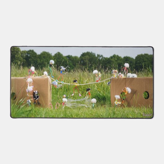 Koorddansende Fubby Poppetjes die balanseren デスクマット (正面)