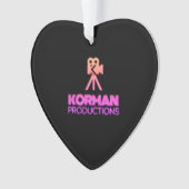 Korman Productions YouTubeチャンネルピンクロゴ オーナメント (正面)