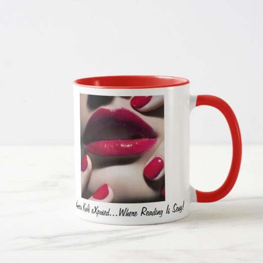 KornerのKaféによって露出されるマグ マグカップ (右)