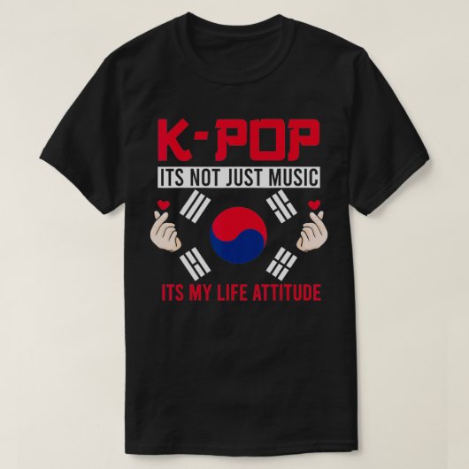 Kpop is not just music Kpop Merch Merchandise Gift Tシャツ (デザイン正面)