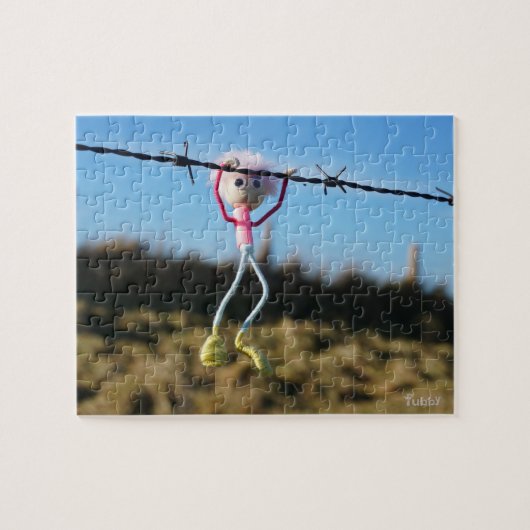 Kracht patser Fubby aan Prikkeldraad. ジグソーパズル (横)