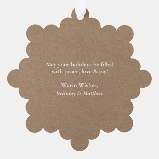 Kraft私たち素朴の初めてのクリスマスカップルの写真 オーナメントカード (裏面)